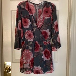 MAUVE FLORAL ROMPER